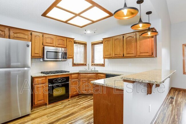 Foto del edificio - 6438 Roundtree St