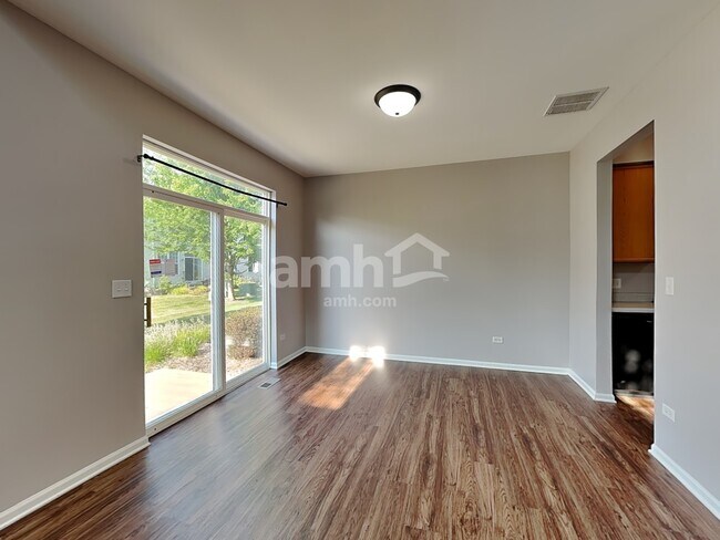 Foto del edificio - 2923 White Thorn Cir