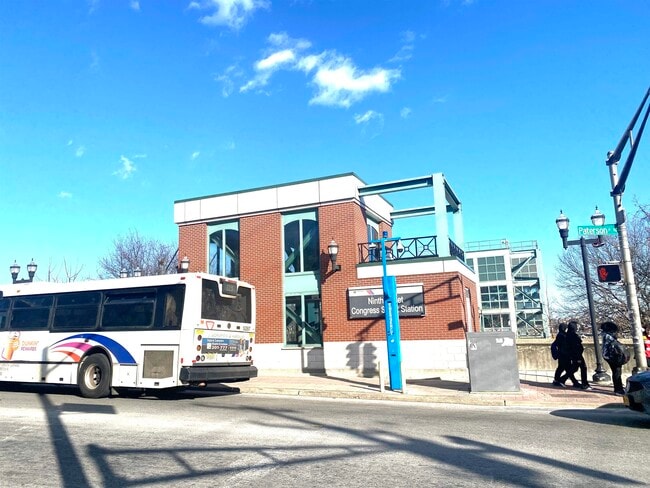 Building Photo - 1000 Palisade Ave