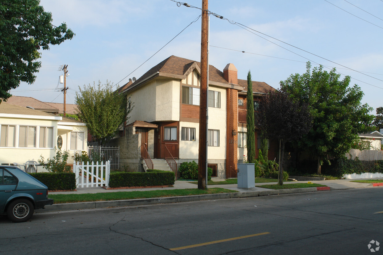 Primary Photo - 1108 N Columbus Ave
