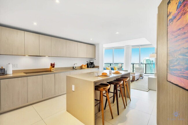 Building Photo - 4111 S Ocean Dr