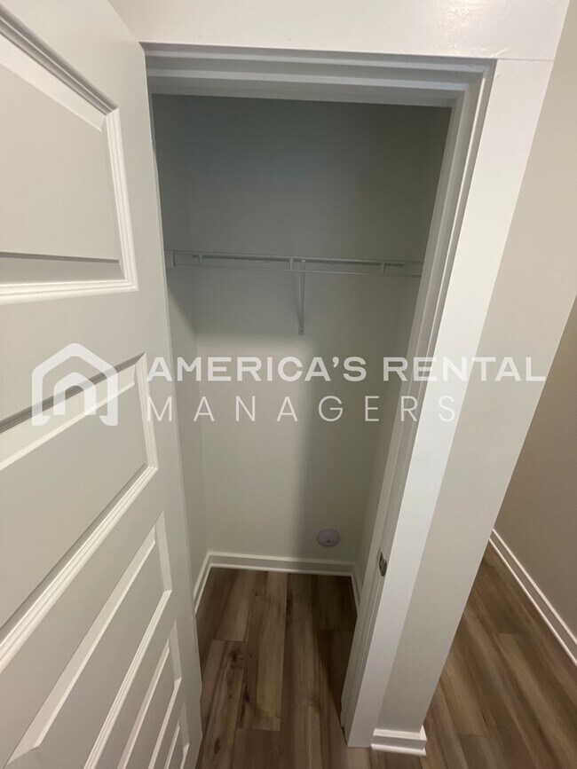 Foto del edificio - Home for Rent in Oak Grove, AL!! COMING SOON!!!