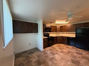 Building Photo - 255 S 600 E