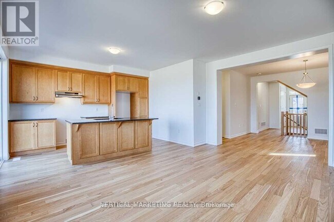 Building Photo - 47 Routley St