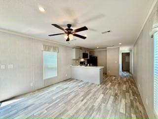Building Photo - 130 S Suncoast Blvd