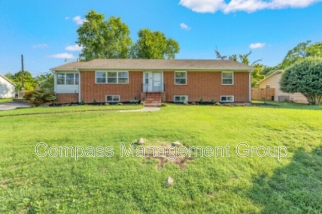 Foto del edificio - 217 Buckingham Dr