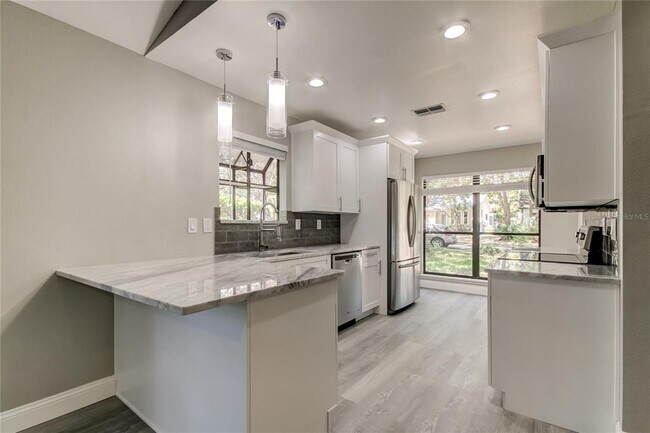 Foto del edificio - 706 6th St S