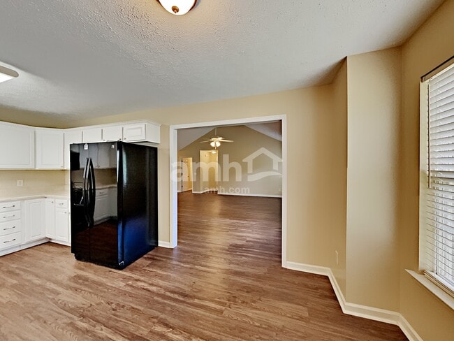 Building Photo - 1219 Murray Ct