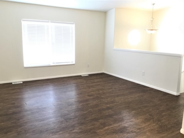 637 N 1725 W - House Rental in Clinton, UT | Apartments.com