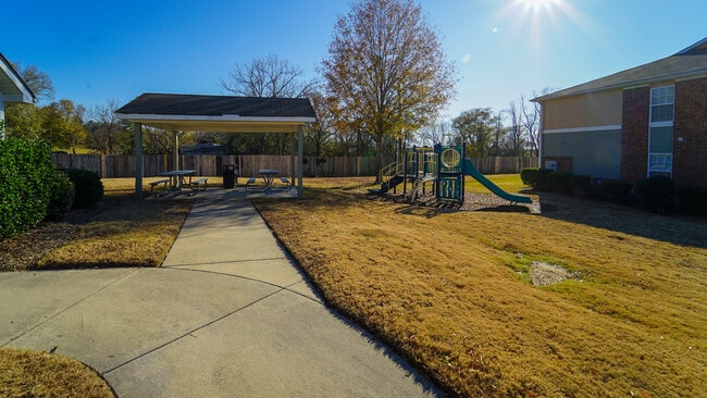 Building Photo - Sycamore Run Apartments