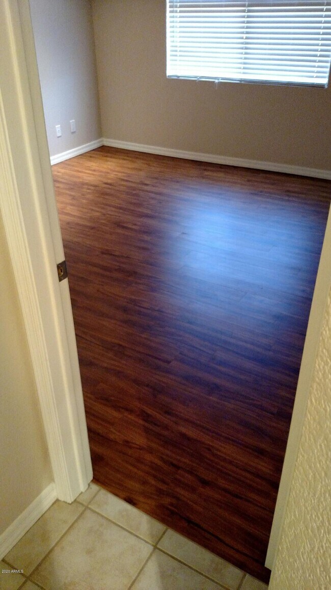 Foto del edificio - 5104 N 32nd St