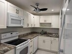 Foto principal - 3000 Riomar St
