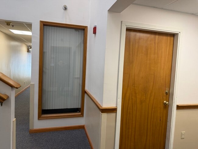 Foto del edificio - 1565 Main St