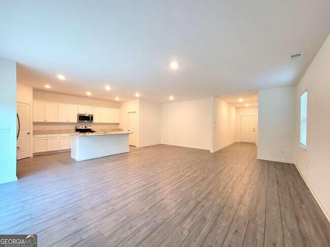 Building Photo - 416 Golden Eagle Pkwy