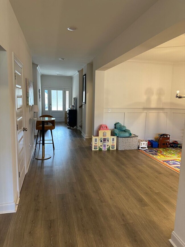 Foto del edificio - 4 Bedroom House in Oconee, Available July ...