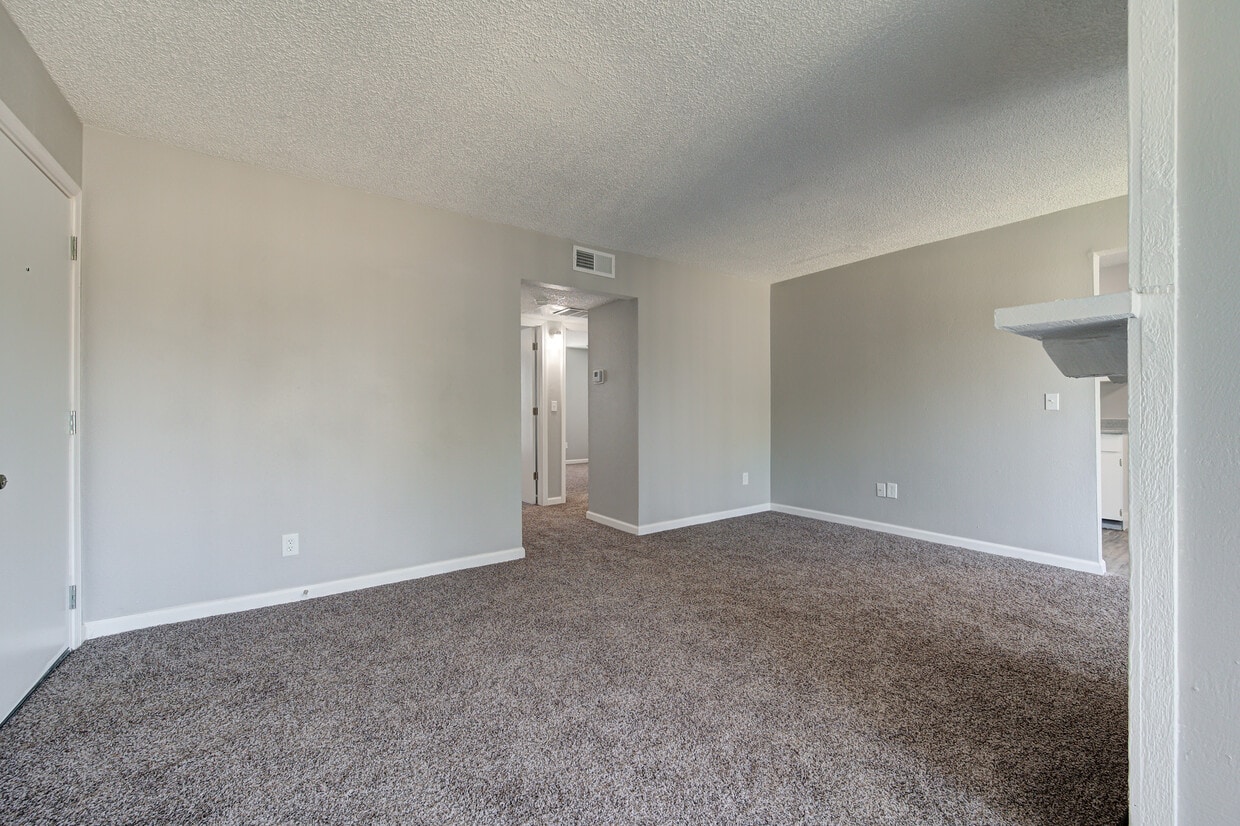 Primary Photo - Shelton Gardens Apartments