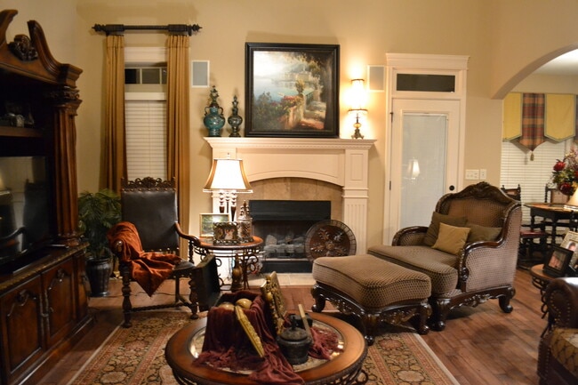 Building Photo - Beautiful home in Highly Sought After Area!