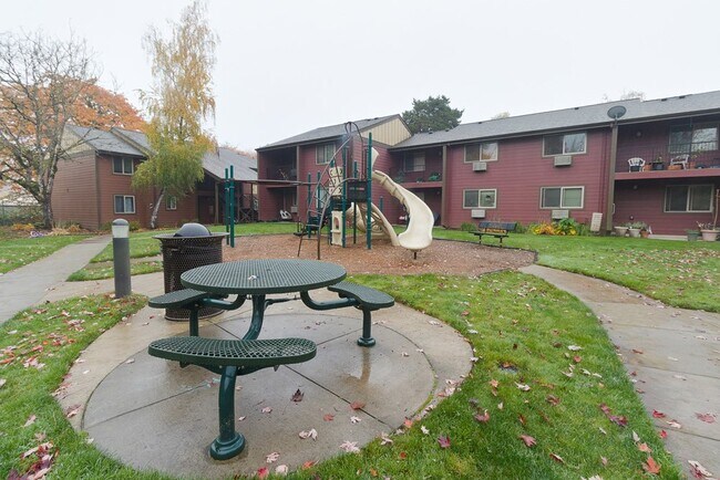 Building Photo - 29796 SW Montebello Dr
