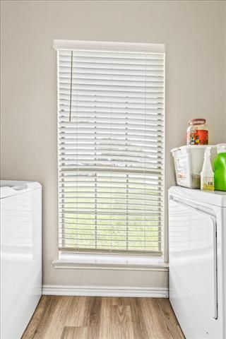 Foto del edificio - 115 Collett Ct