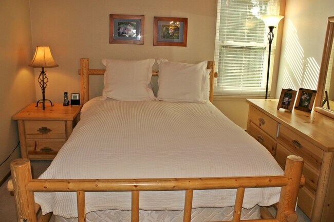 Foto del edificio - Furnished 2 Bedrooms/2 Baths in Wildernest