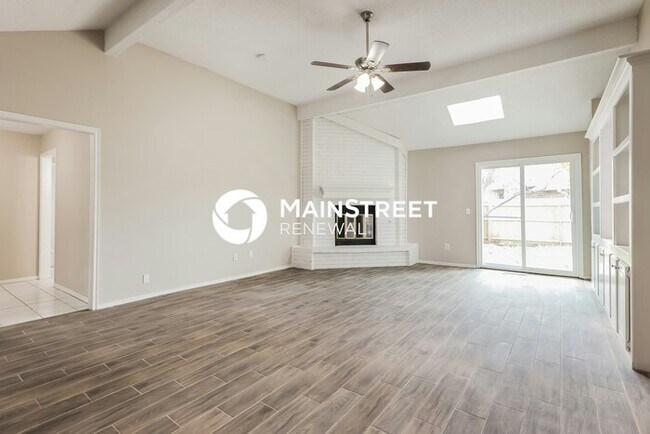 Foto del edificio - 3 Bedroom Pet-Friendly Home in OKLAHOMA CITY, OK with Main Street Renewal