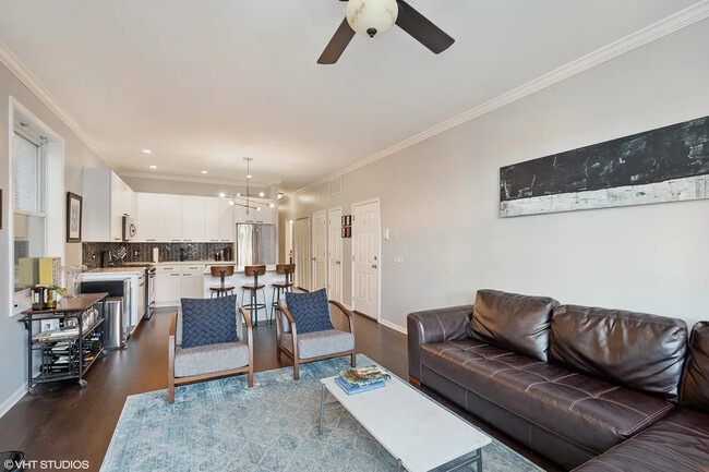 Foto del edificio - 2117 W Rice St