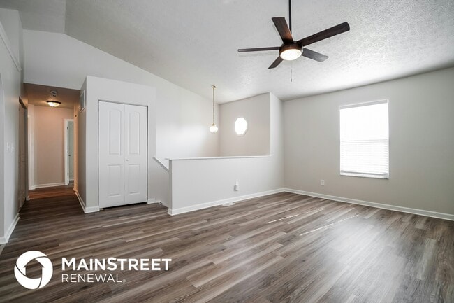 Building Photo - 3253 St Bernard Cir