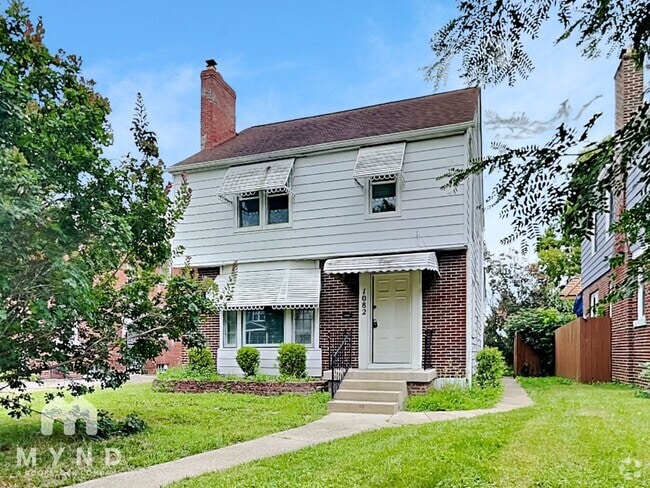 Building Photo - 1082 Lilley Ave