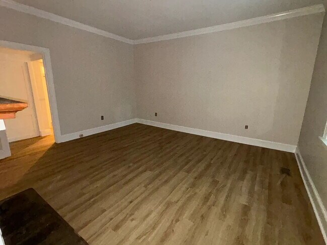 Building Photo - 1 bedroom, 1 bathroom Single Family Home in Easley Near Downtown Greenville