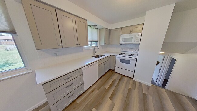 Foto del edificio - 4675 Holland St