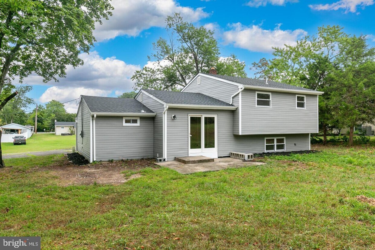 37 Cedarbrook Rd, Winslow Township, NJ 08081 House Rental in Winslow