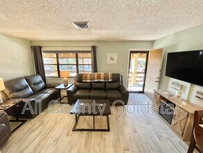 Building Photo - 25 Quails Run Blvd Building Photo - 25 Quails Run Blvd