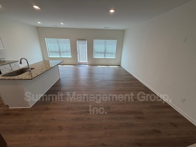 Photo - 1506 Aralynn Court Apartment