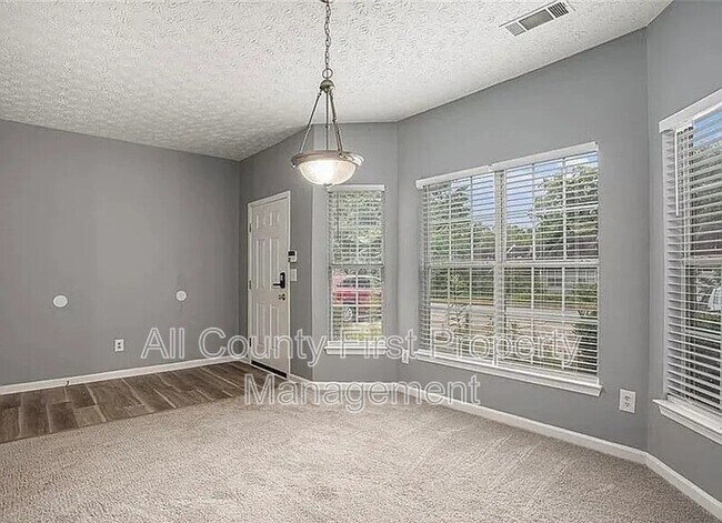 Foto del edificio - 2859 Walden Lake Bend