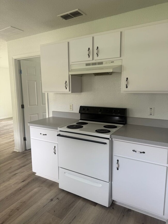 Foto del edificio - 92 Dogwood Loop