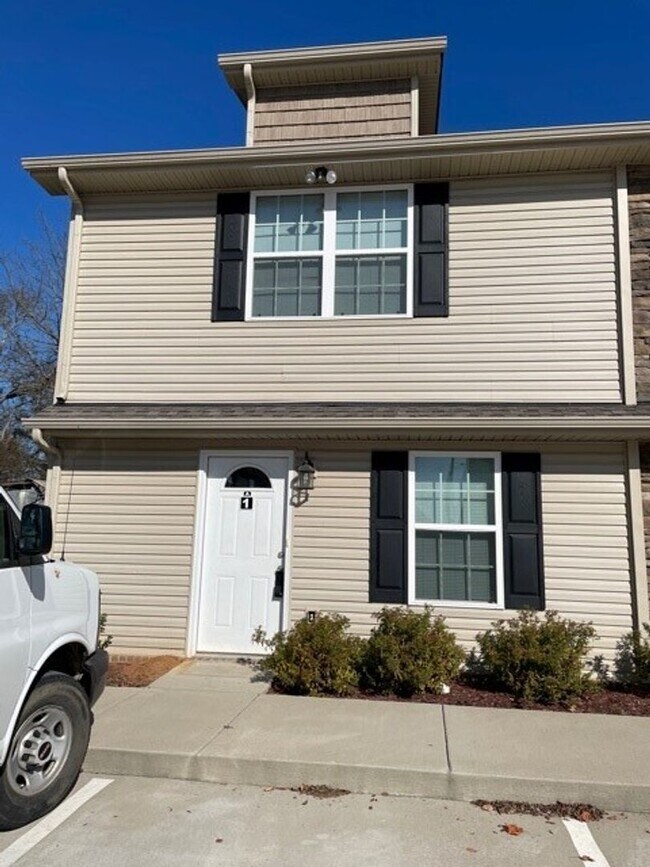Foto del edificio - 308 Dill Ln