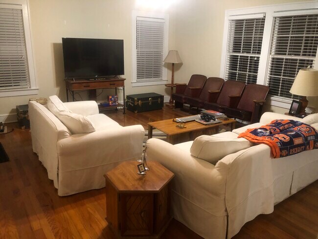 Sala de estar - 145 Belmont Rd