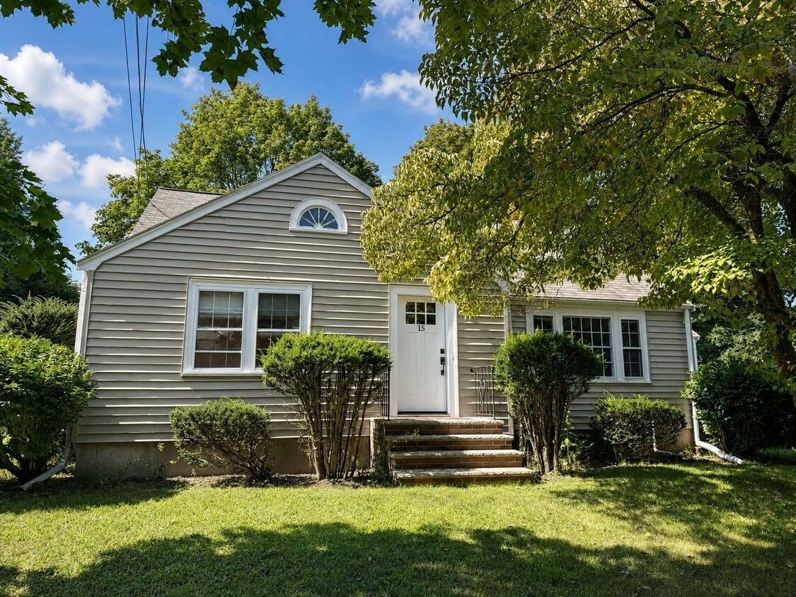 Photo - 15 Elnew Ave
