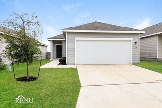 Building Photo - 5124 Firefly Hls Building Photo - 5124 Firefly Hls