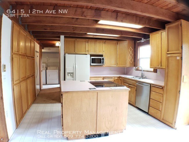 Building Photo - 6415 12th Ave NW
