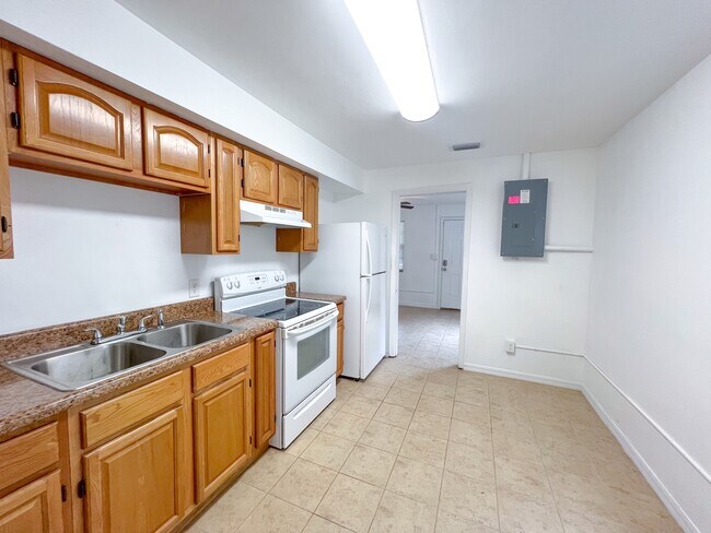 Foto del edificio - 626 NW 31st Pl