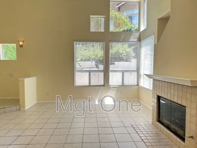 Foto del edificio - 8236 E Alpine Ct