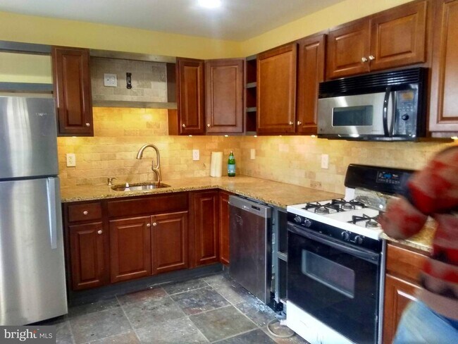 Foto del edificio - 2518 4th St