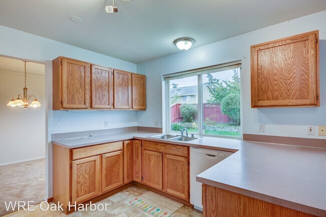 Foto del edificio - 4 br, 3 bath House - 1541 SW 8th Ave