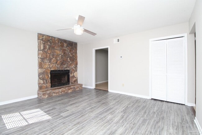 Building Photo - 720 Tumbleweed Trail