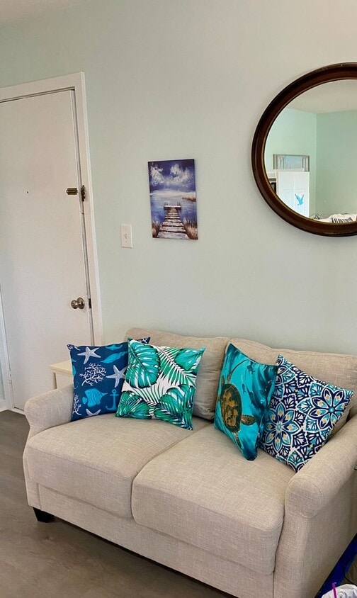 Building Photo - 1BR/1BA Condo with Utilities Included in Fairfield Harbour Marina Community!