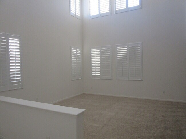 Building Photo - Aliante 5 Bedroom / 4 1/2 Bath