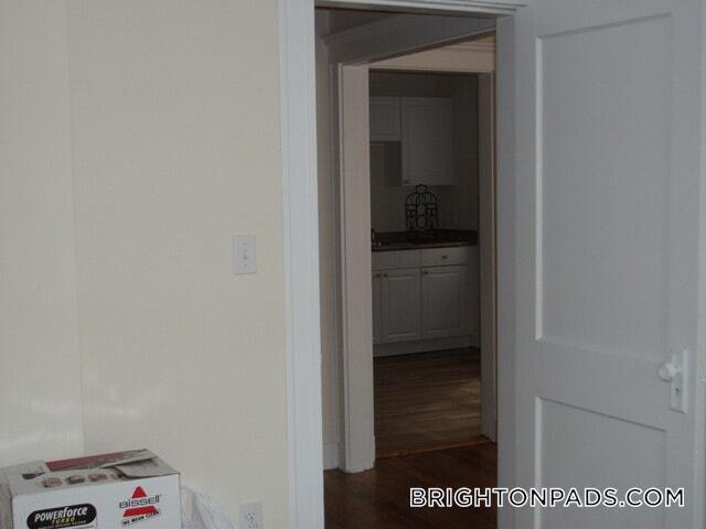 Foto del edificio - 28 Ransom Rd