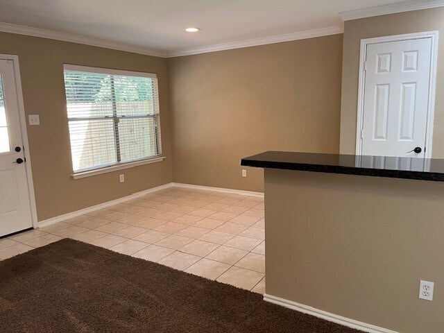 Foto del edificio - 93 N Villa Oaks Dr