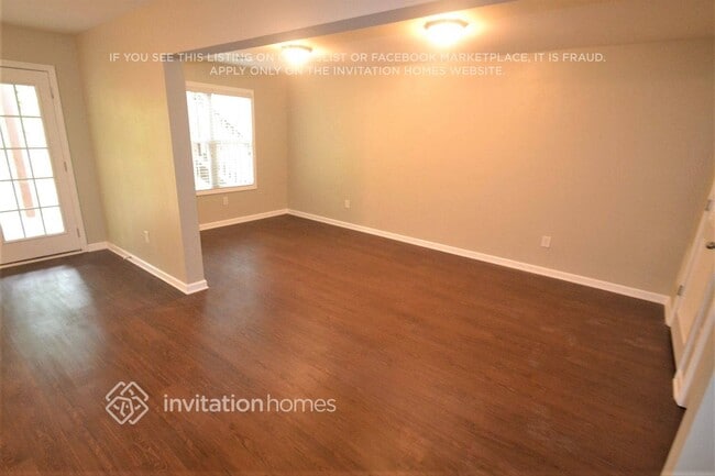 Foto del edificio - 5721 Flowers Ridge SW